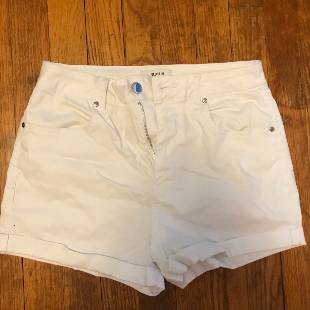 High waisted white shorts